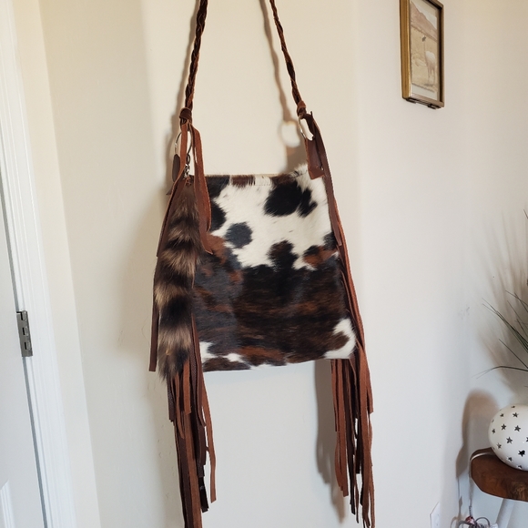 Keep It Gypsy cowhide fringe purse - Picture 4 of 13
